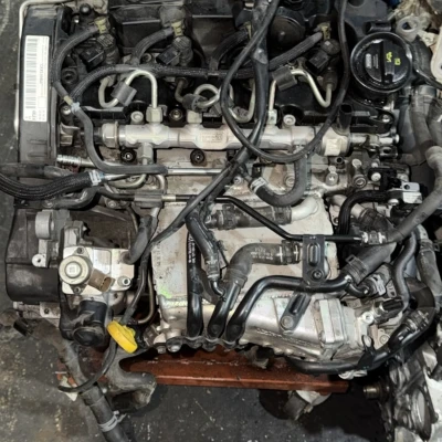 Volkswagen Golf 7 1.6 TDI DDYA / DDYB Çıkma Dolu Orijinal Az Km Motor  Volkswagen