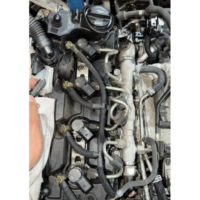 Volkswagen Golf 7 Variant 1.6 TDI DDYA / DDYB Çıkma Dolu Orijinal Az Km Motor Volkswagen